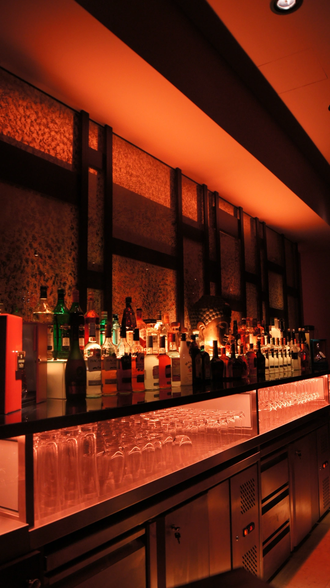complete bar image